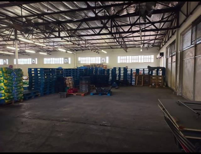 780M² RETAIL TO LET IN WHITE RIVER CENTRAL